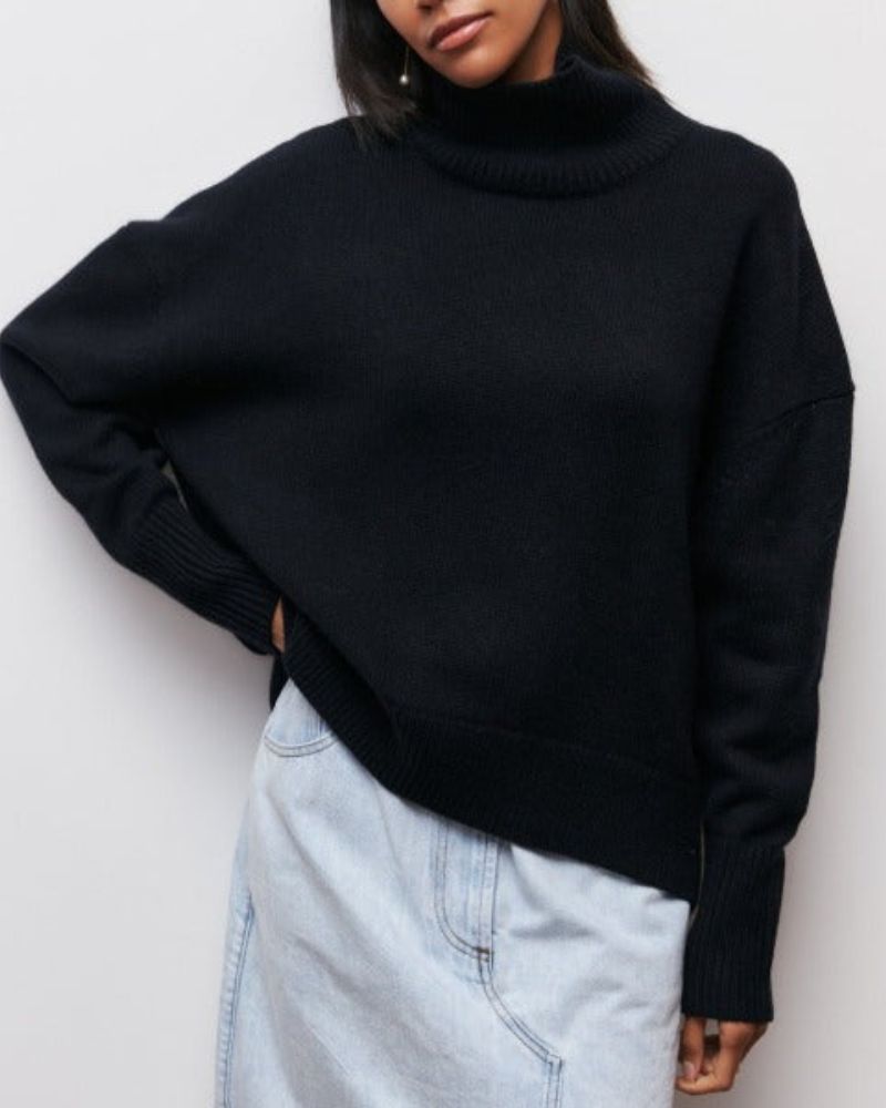 Blusa Feminina Oversized Gola Alta Dobrável
