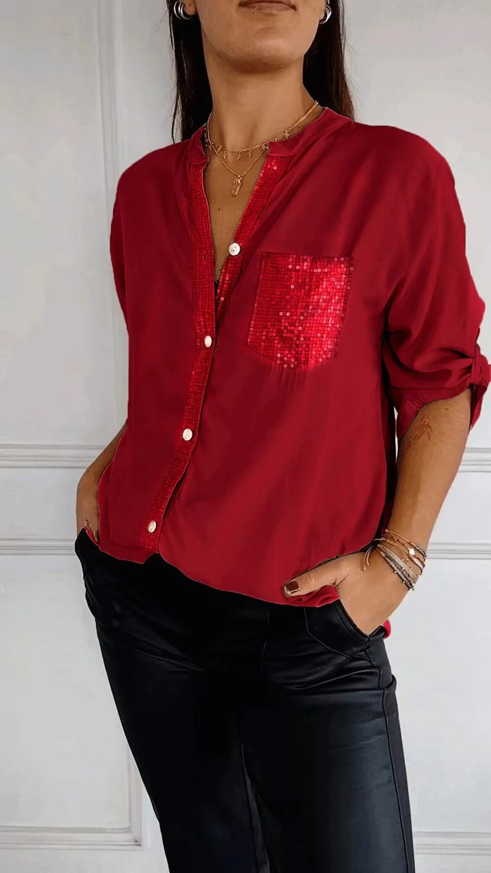 Blusa de algodão com detalhes de paetês e bolso frontal — Bene Donna — imagem 06