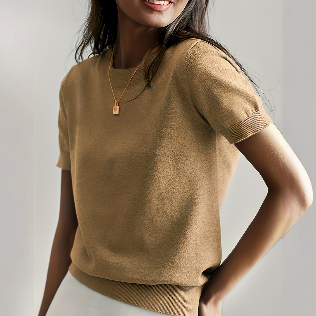 Blusa de mangas curtas com gola redonda e barra canelada — Bene Donna — imagem 23