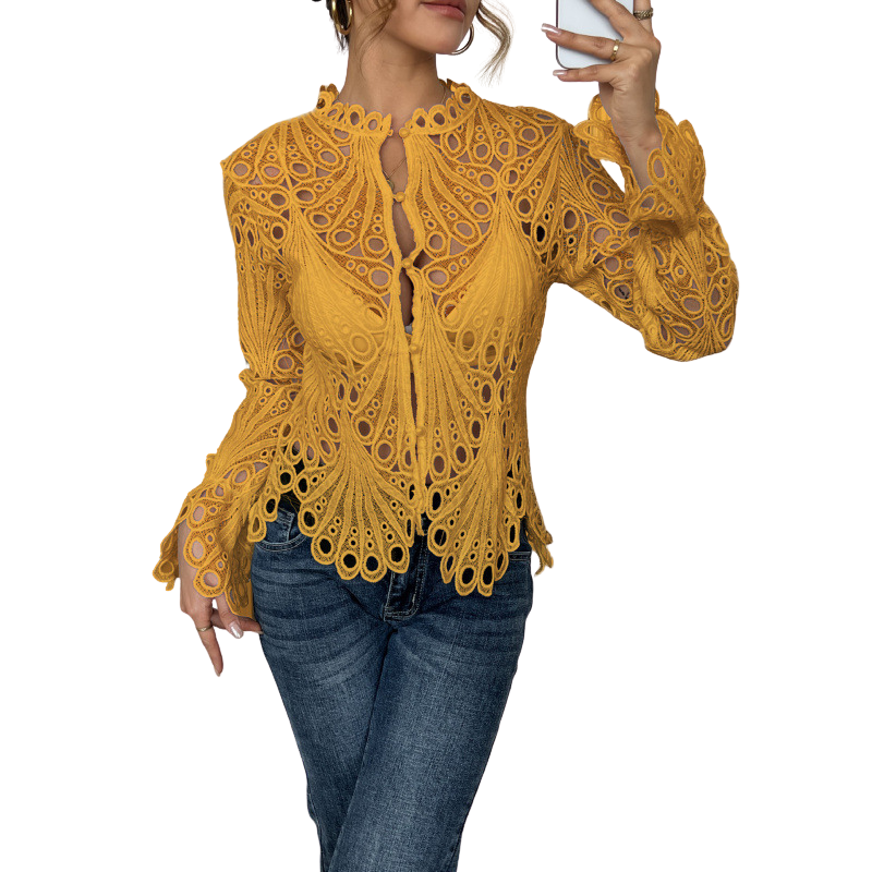 Blusa de renda vazada com desenho floral e mangas longas — Bene Donna — imagem 02