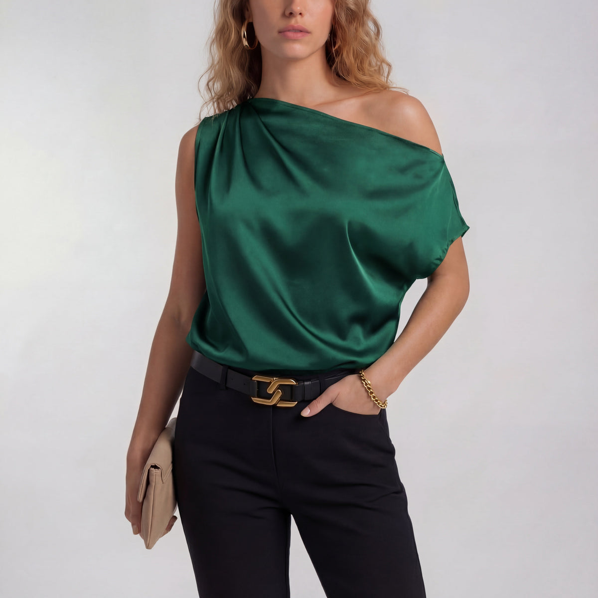Blusa de um ombro só com drapeado suave — Bene Donna — imagem 02