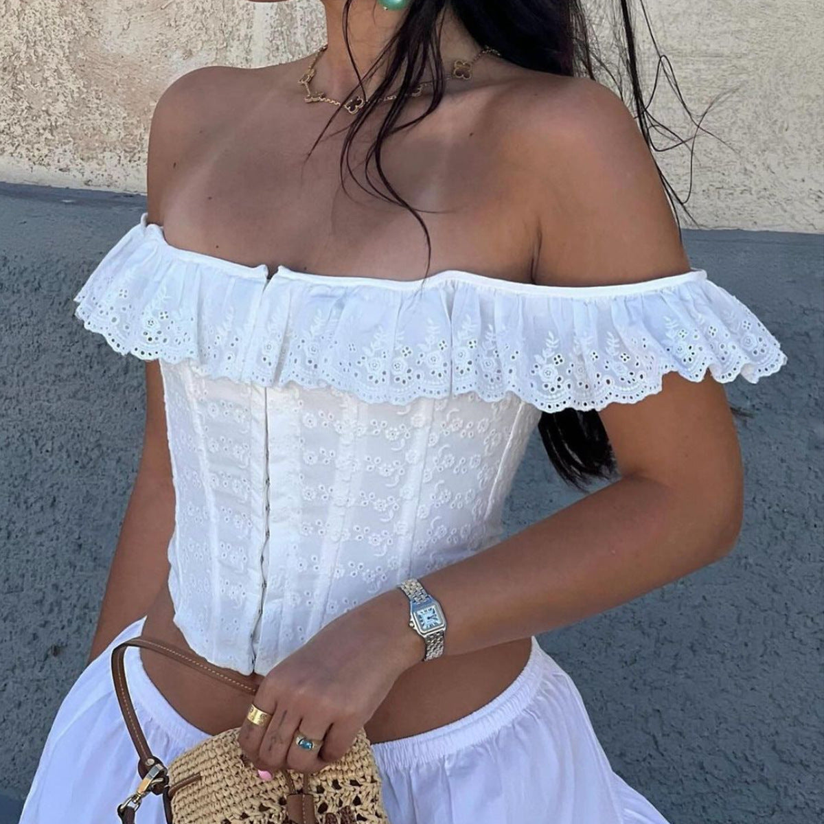 Blusa estilo corset de decote ombro a ombro com babados — Bene Donna — imagem 02