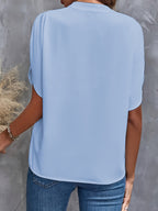 Blusa fluida de decote V com mangas de abertura lateral — Bene Donna — imagem 09