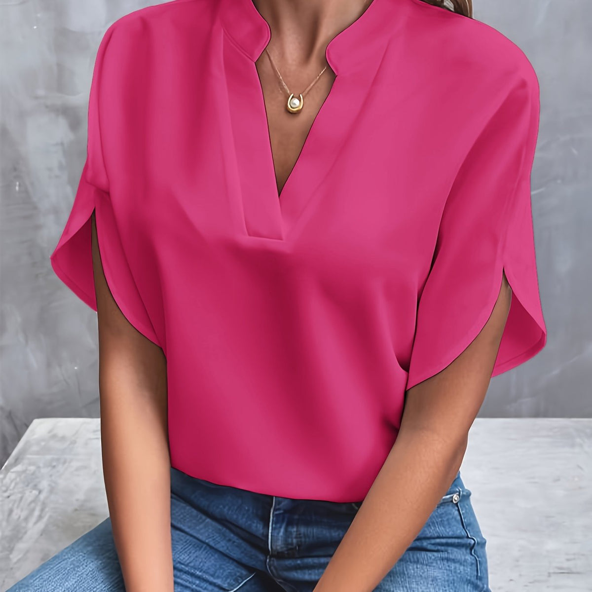 Blusa fluida de decote V com mangas de abertura lateral — Bene Donna — imagem 15