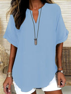 Blusa lisa de mangas curtas com decote V discreto — Bene Donna — imagem 01