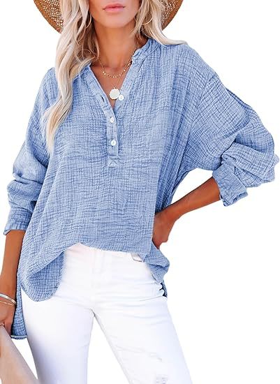 Blusa texturizada de decote V com botões e mangas longas — Bene Donna — imagem 01