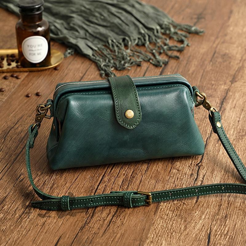 Bolsa de couro legítimo compacta com fecho retrô — Bene Donna — imagem 14