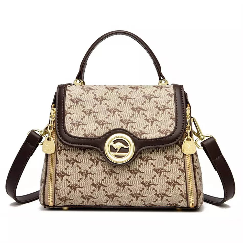 Bolsa de couro sintético com estampa floral e aba — Bene Donna — imagem 07