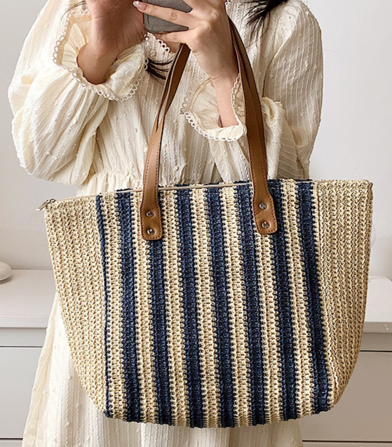 Bolsa de palha listrada com alças longas — Bene Donna — imagem 02