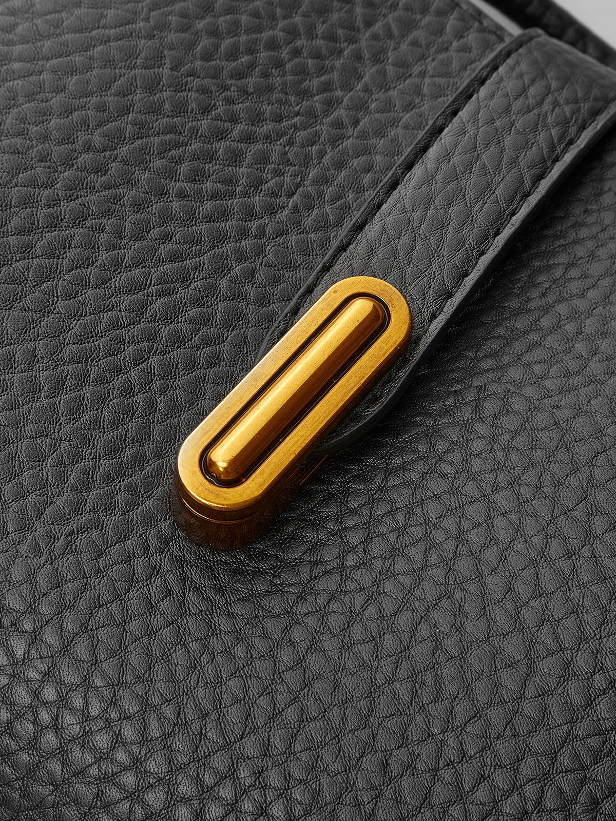 Bolsa estruturada texturizada com alça superior — Bene Donna — imagem 04