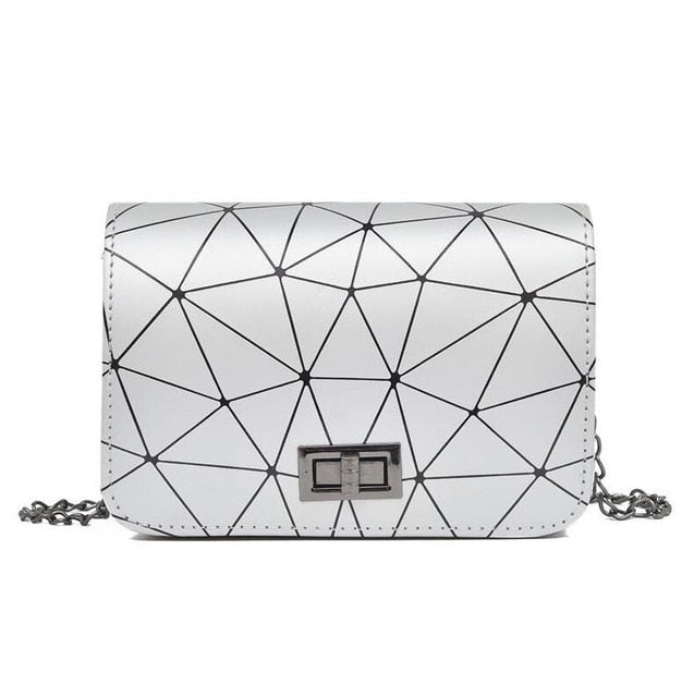 Bolsa transversal geométrica com alça de corrente — Bene Donna — imagem 01