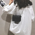 Bolsa transversal geométrica com alça de corrente — Bene Donna — imagem 07
