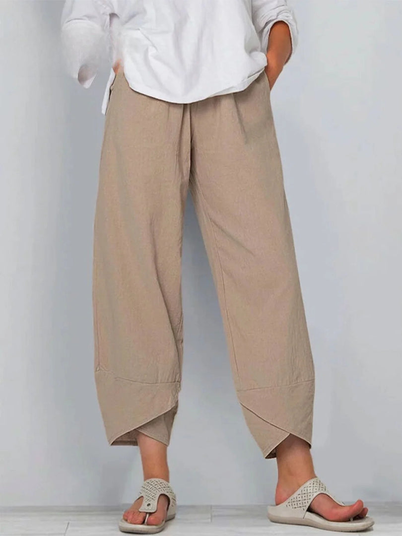 Calça ampla com barra assimétrica e caimento leve — Bene Donna — imagem 01