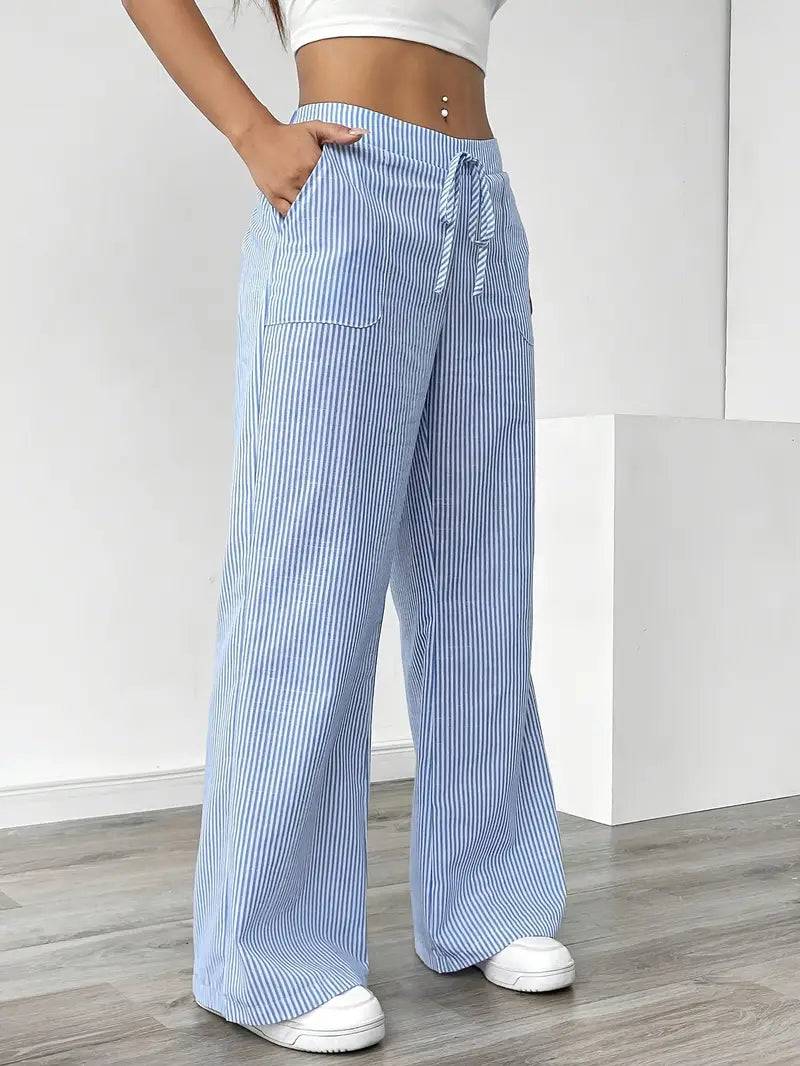 Calça de listras verticais com cintura alta e pernas amplas — Bene Donna — imagem 19