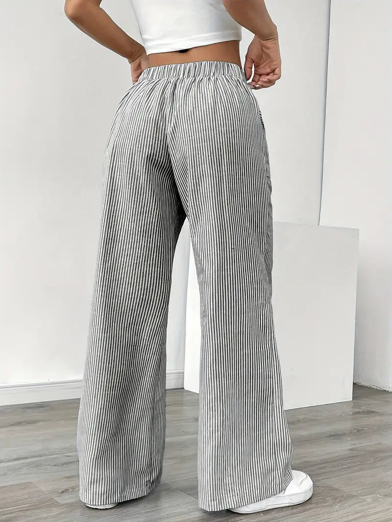 Calça de listras verticais com cintura alta e pernas amplas — Bene Donna — imagem 30