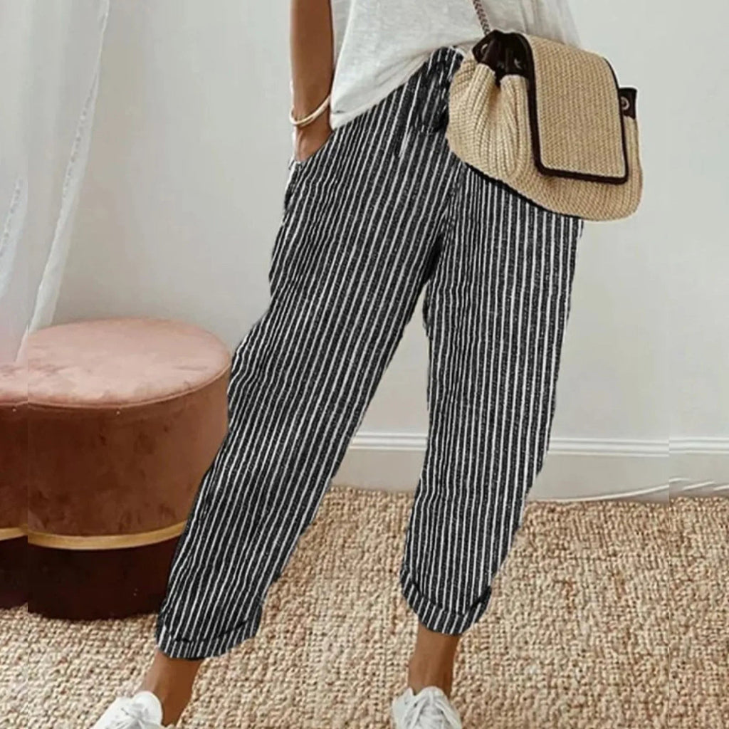 Calça reta de cintura com cordão e bolsos laterais — Bene Donna — imagem 09