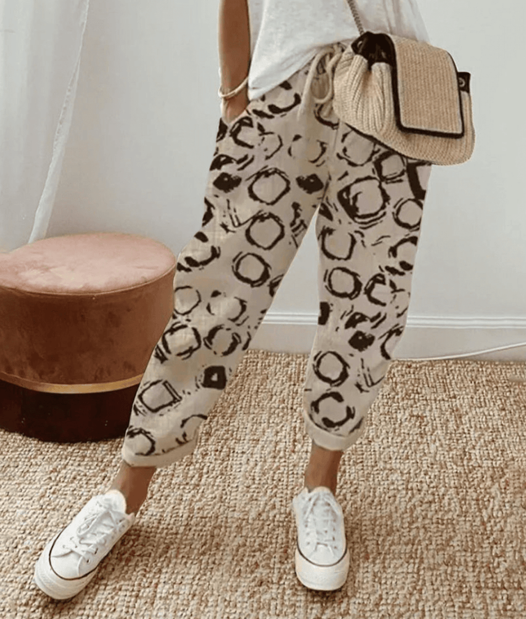 Calça reta de cintura com cordão e bolsos laterais — Bene Donna — imagem 12