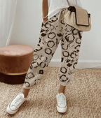 Calça reta de cintura com cordão e bolsos laterais — Bene Donna — imagem 12