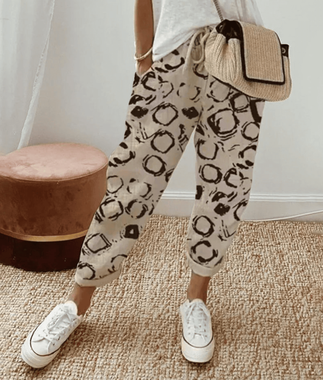 Calça reta de cintura com cordão e bolsos laterais — Bene Donna — imagem 12