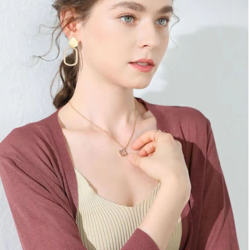 Cardigan Longo Feminino Leve — BeneDonna