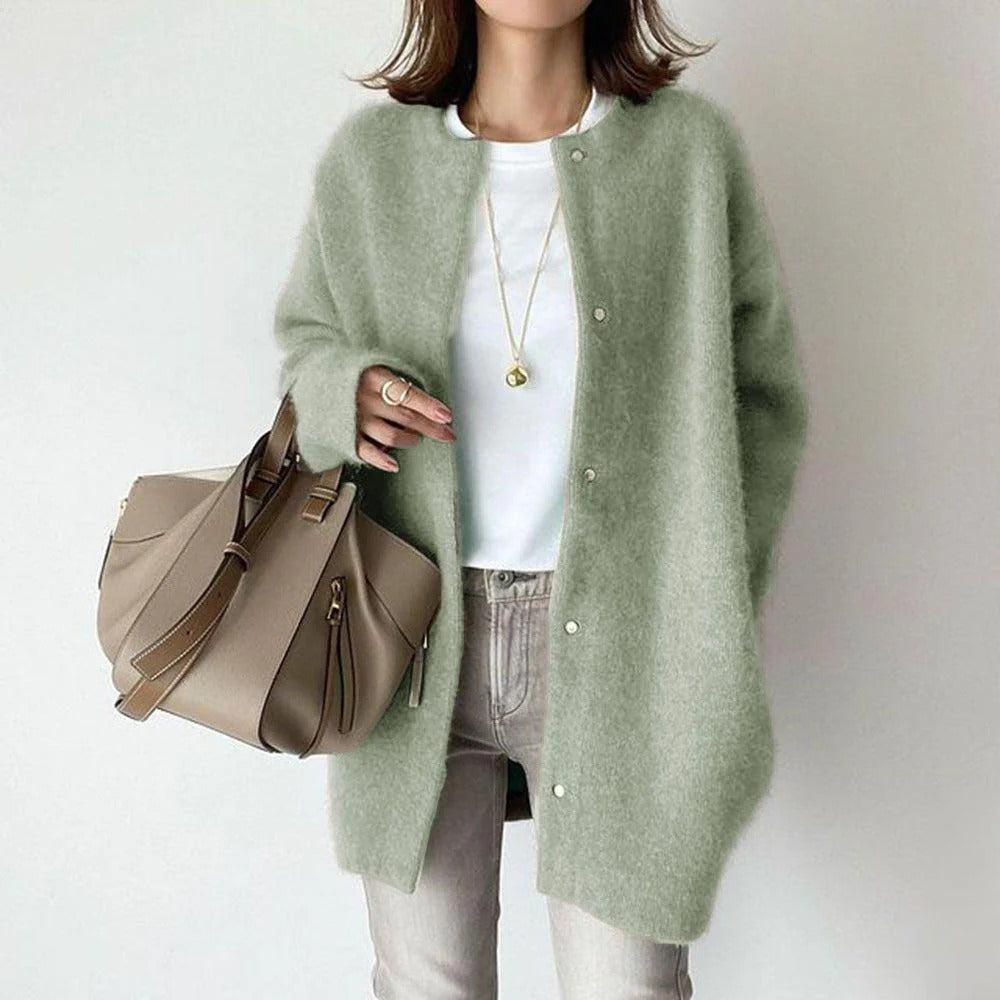 Casaco Feminino Elegante de Inverno com Caimento Solto — BeneDonna