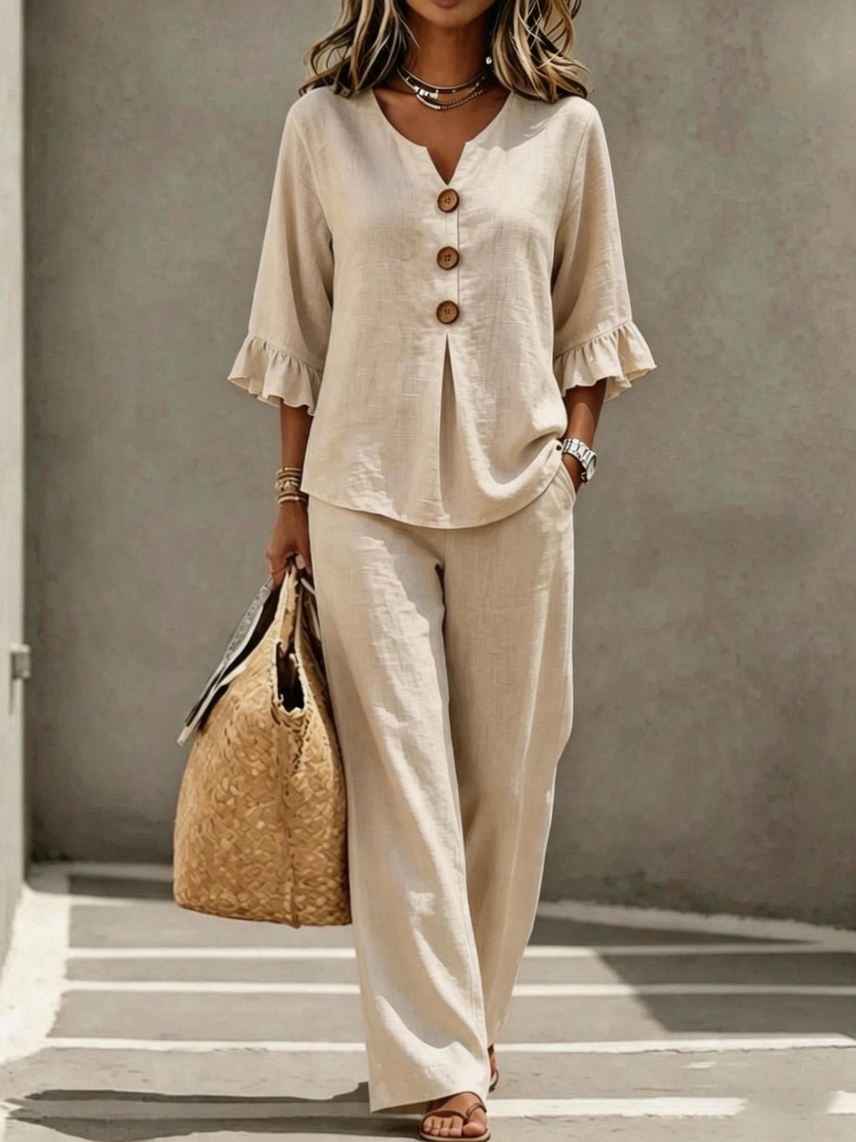Conjunto de blusa com mangas de babados e pantalona — Bene Donna — imagem 01