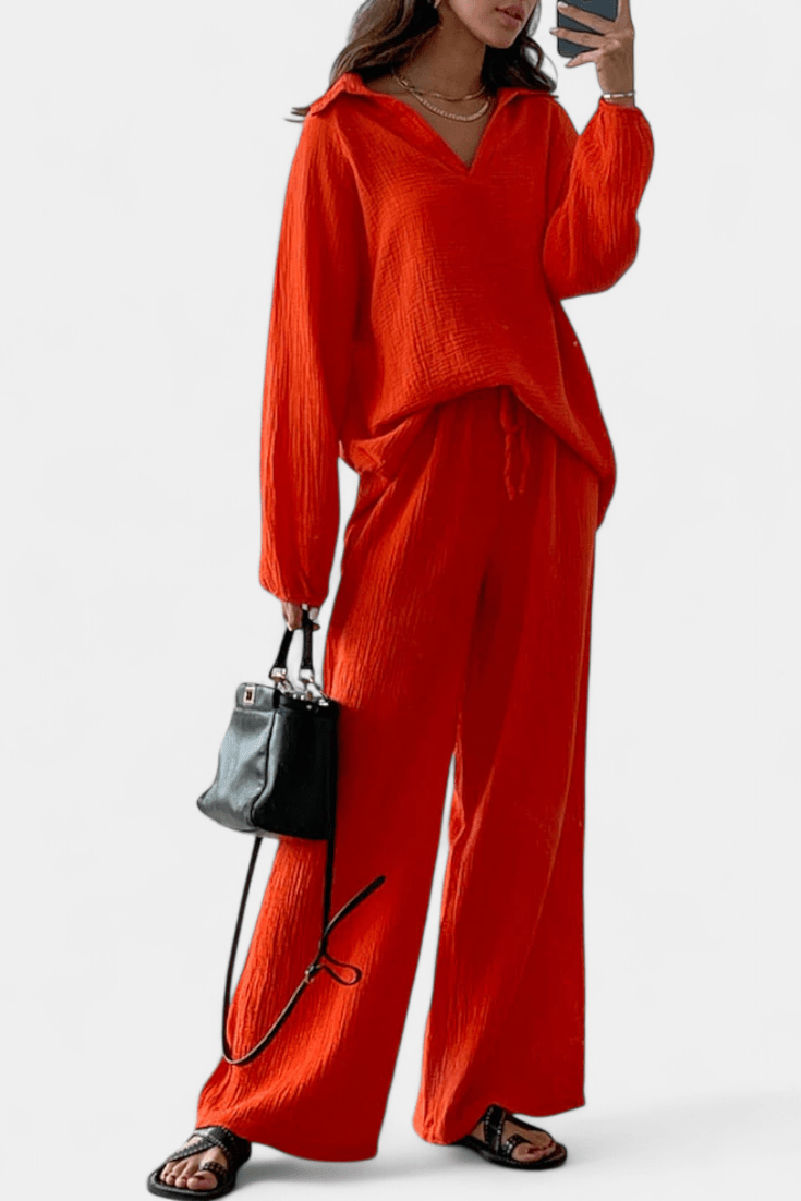 Conjunto de blusa de mangas longas com decote V e pantalona — Bene Donna — imagem 03