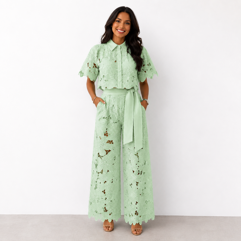 Conjunto de renda floral com blusa de botões e pantalona — Bene Donna — imagem 05