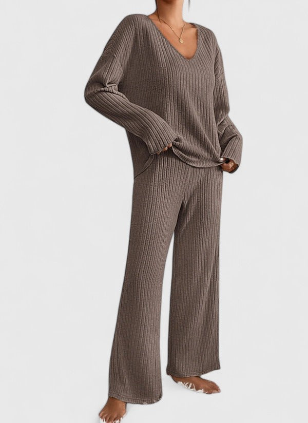 Conjunto de suéter de tricô com decote V e pantalona — Bene Donna — imagem 02