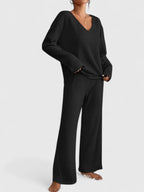 Conjunto de suéter de tricô com decote V e pantalona — Bene Donna — imagem 03