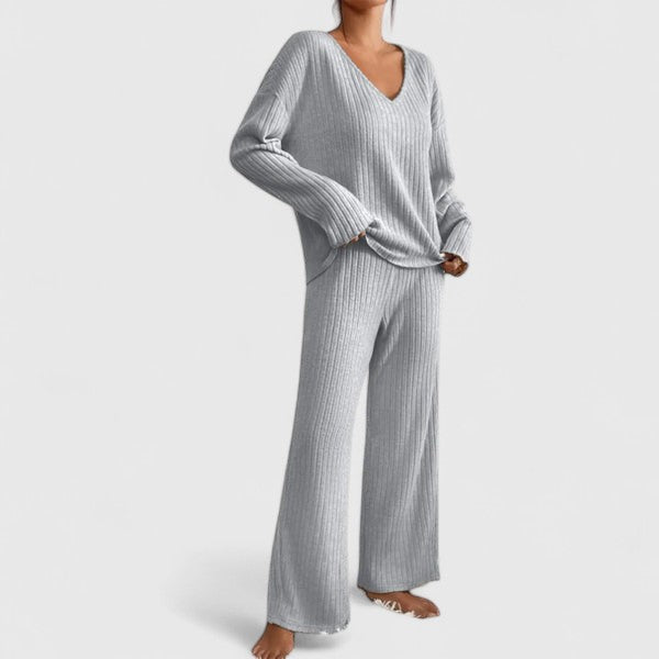 Conjunto de suéter de tricô com decote V e pantalona — Bene Donna — imagem 07