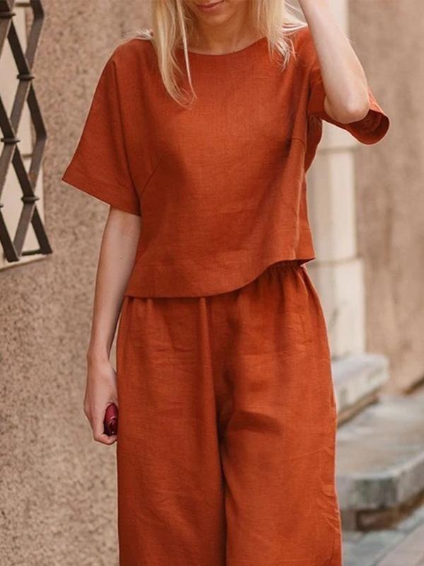 Conjunto feminino de blusa e calça pantacourt — Bene Donna — imagem 06