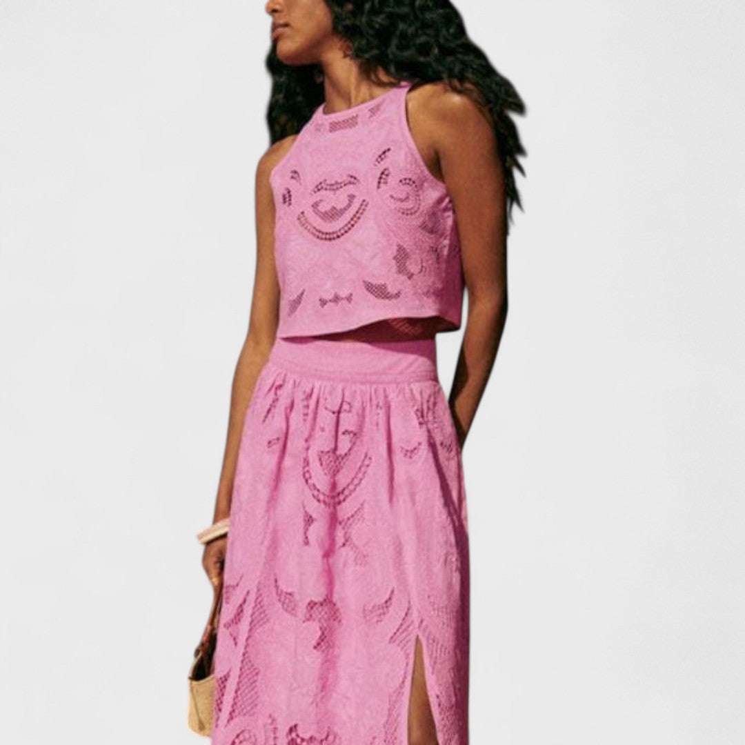 Conjunto feminino de renda com blusa e saia com fenda — Bene Donna — imagem 02