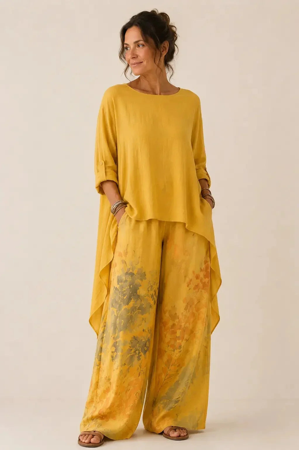 Conjunto floral de túnica assimétrica e pantalona com elástico — Bene Donna — imagem 03