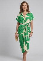 Vestido chemise estampado com faixa na cintura — Bene Donna — imagem 03
