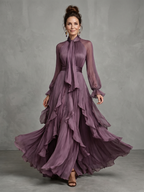Vestido longo com laço no decote e babados em camadas — Bene Donna — imagem 01