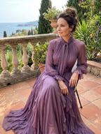 Vestido longo com laço no decote e babados em camadas — Bene Donna — imagem 07