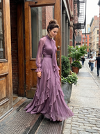 Vestido longo com laço no decote e babados em camadas — Bene Donna — imagem 08