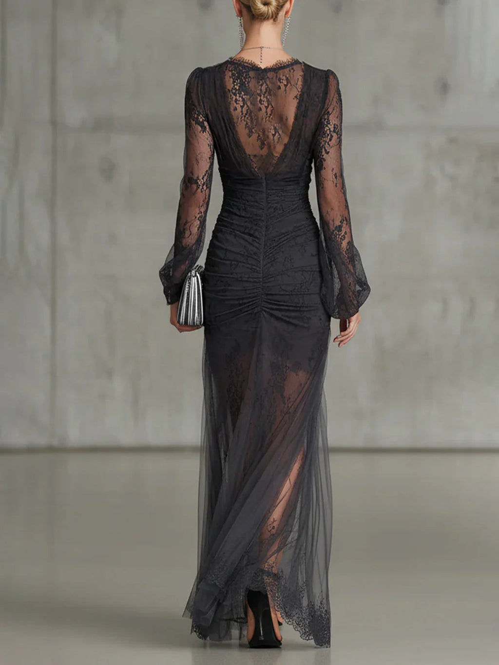 Vestido longo de renda floral com franzidos e mangas transparentes — Bene Donna — imagem 03