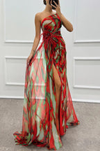 Vestido longo estampado drapeado com decote assimétrico e fenda — Bene Donna — imagem 08