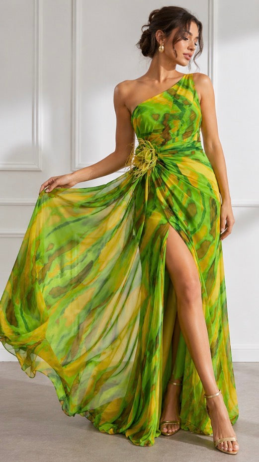Vestido longo estampado drapeado com decote assimétrico e fenda — Bene Donna — imagem 15