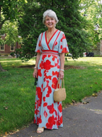 Vestido longo floral com acabamentos contrastantes e mangas curtas — Bene Donna — imagem 06