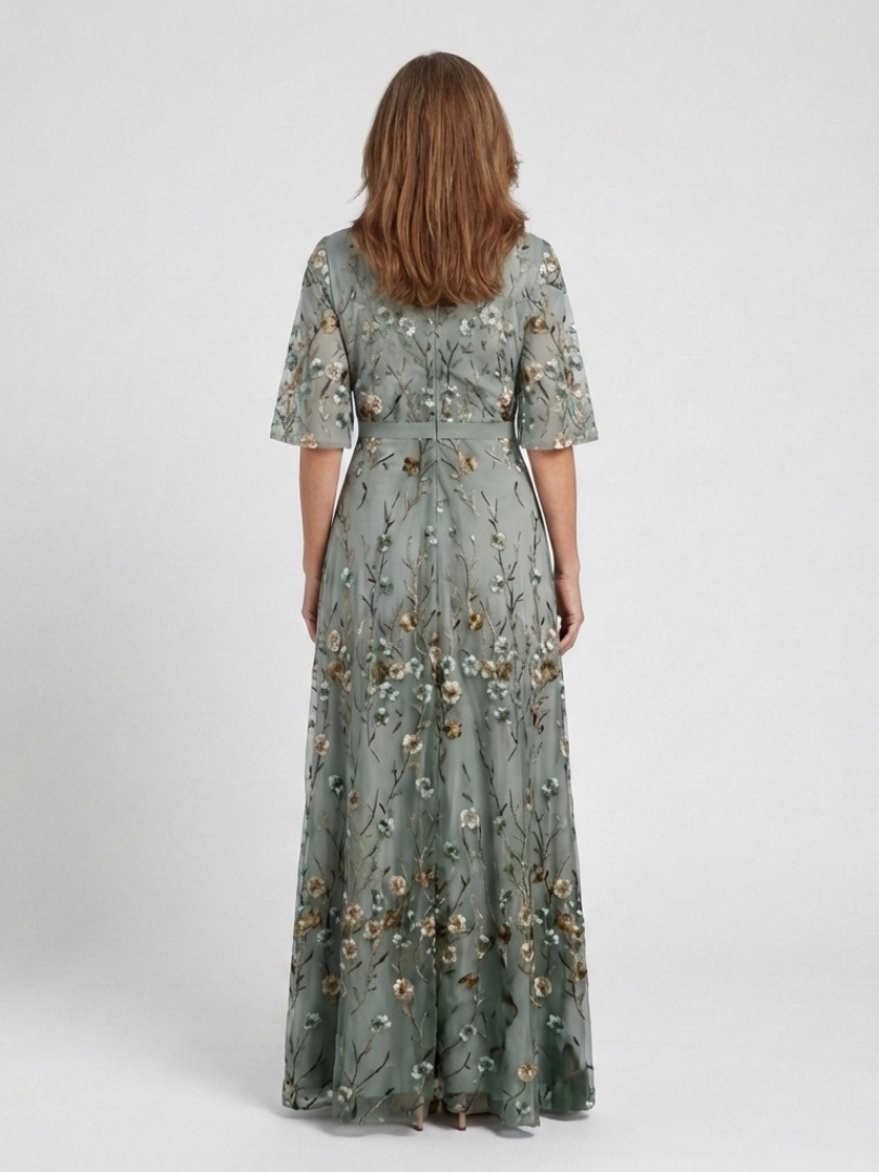 Vestido longo floral com mangas até o cotovelo e transparência — Bene Donna — imagem 03