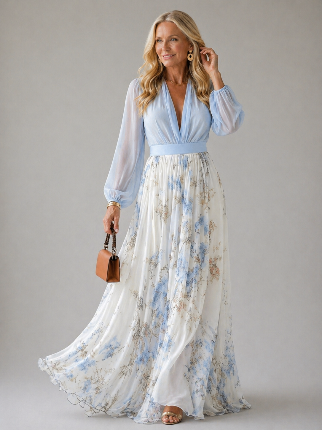 Vestido longo floral com mangas transparentes e caimento fluido — Bene Donna — imagem 01