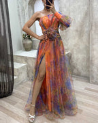 Vestido longo floral de um ombro só com saia em camadas — Bene Donna — imagem 10