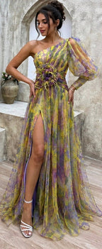 Vestido longo floral de um ombro só com saia em camadas — Bene Donna — imagem 14