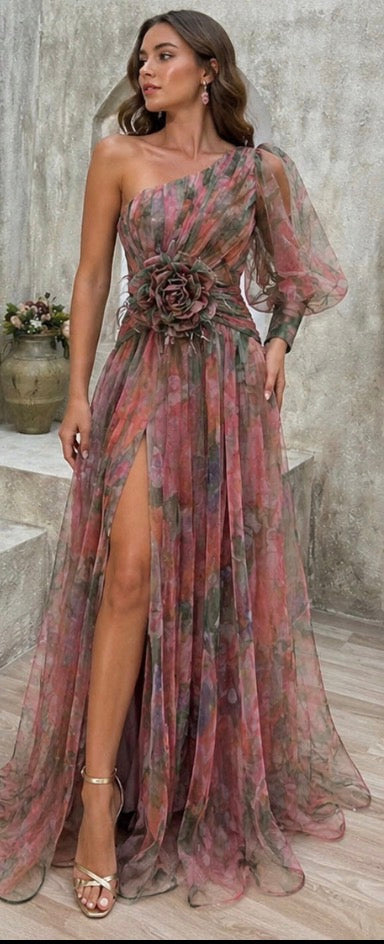 Vestido longo floral de um ombro só com saia em camadas — Bene Donna — imagem 16