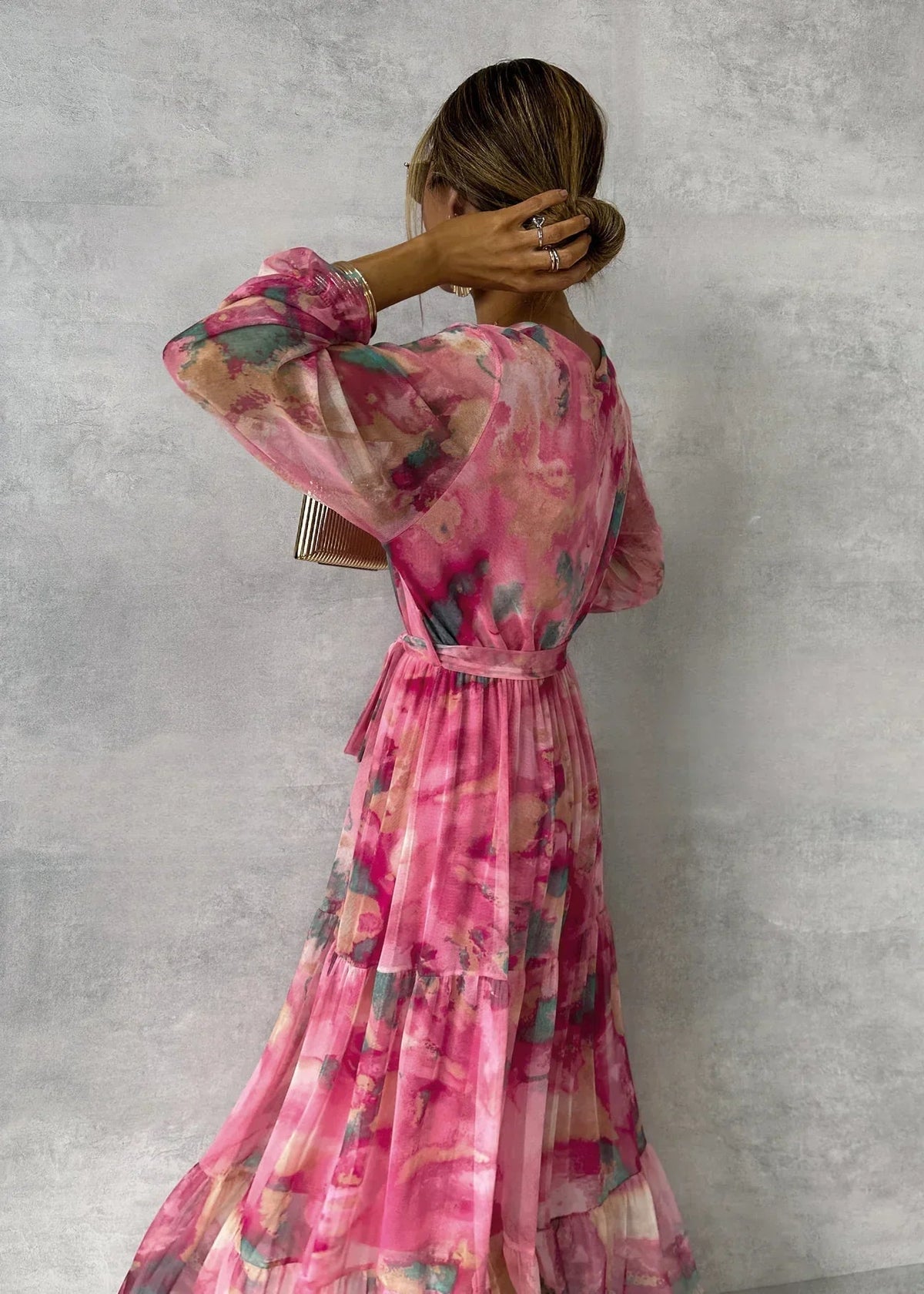 Vestido longo floral transpassado com mangas amplas — Bene Donna — imagem 06