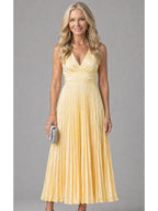 Vestido longo plissado com decote V e costas abertas — Bene Donna — imagem 03