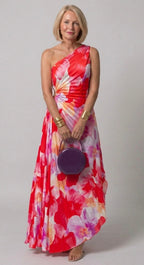 Vestido longo plissado de um ombro só com barra assimétrica — Bene Donna — imagem 02